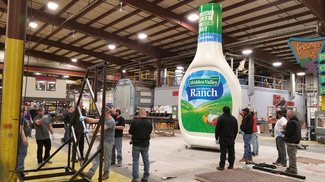 Retail grocery store Hidden Valley Ranch, Stock Video