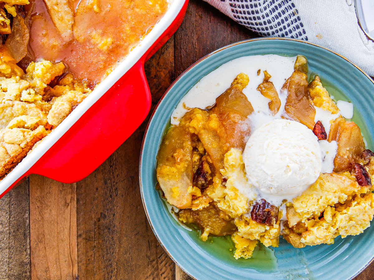Buttery Apple Cherry Dump Cake Recipe (Made in the Crockpot): Easy