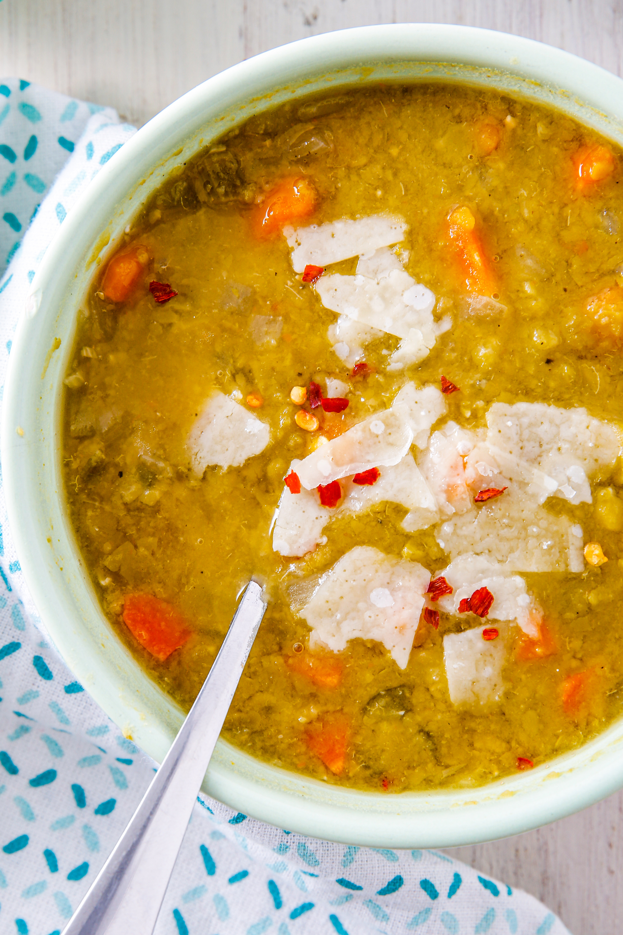 Slow Cooker Split Pea Soup  Hearty + Amazing • FIVEheartHOME