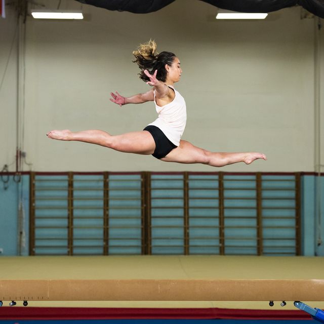 Gymnastics, Artistic gymnastics, Tumbling (gymnastics), Balance beam, Individual sports, Sports, Leg, Mat, Balance, Sport aerobics, 