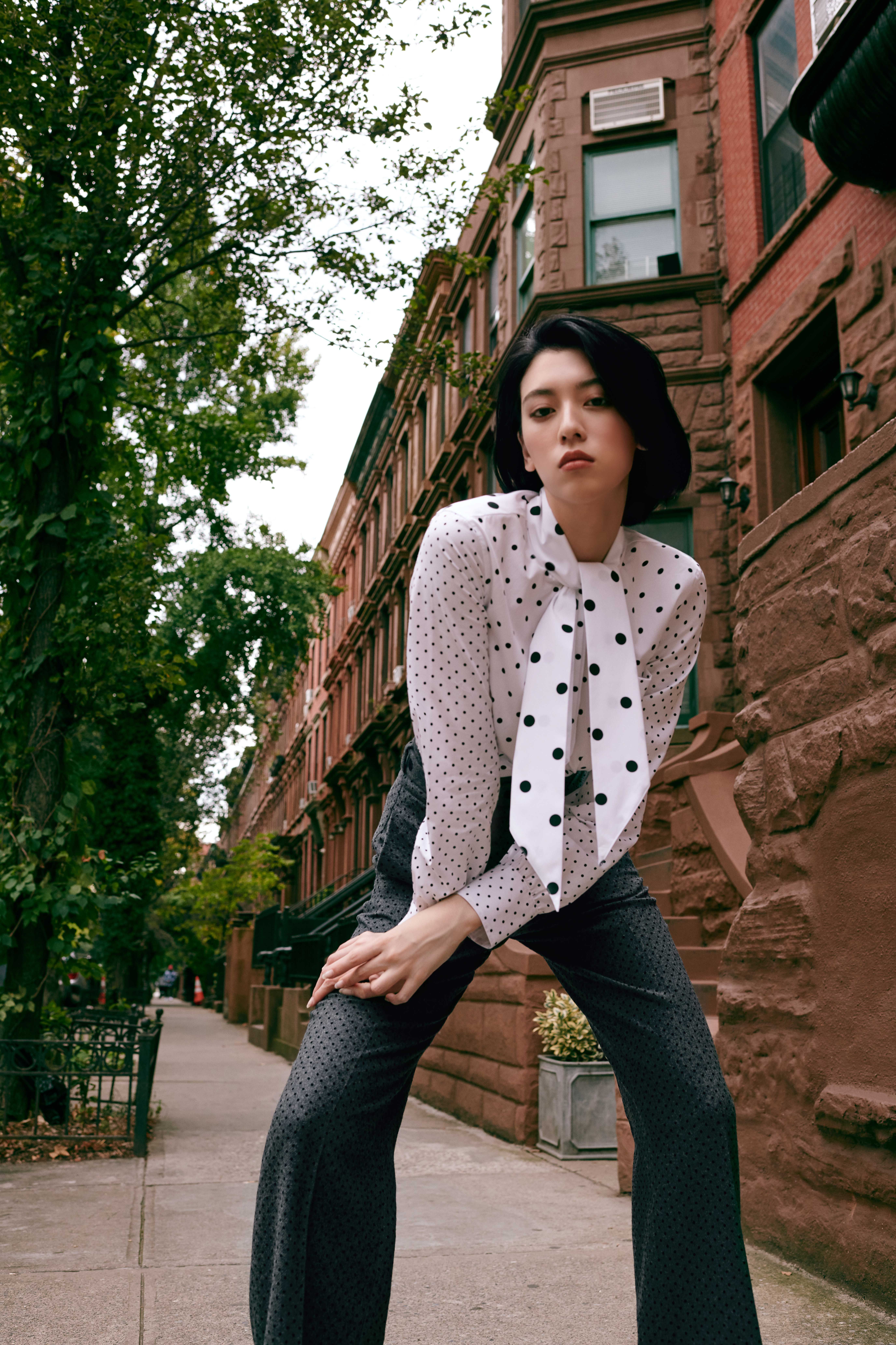 三吉彩花＆佐藤晴美が、'70sのNYハーレムにタイムスリップ