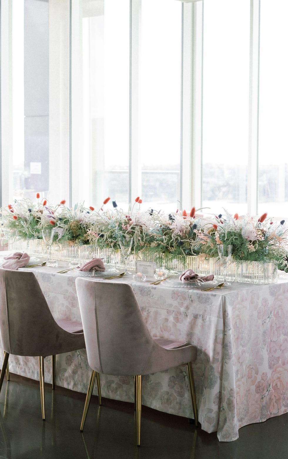 White, Pink, Tablecloth, Table, Flower, Room, Floral design, Textile, Furniture, Floristry, White, Pink, Tablecloth, Table, Flower, Room, Floral design, Textile, Furniture, Floristry,