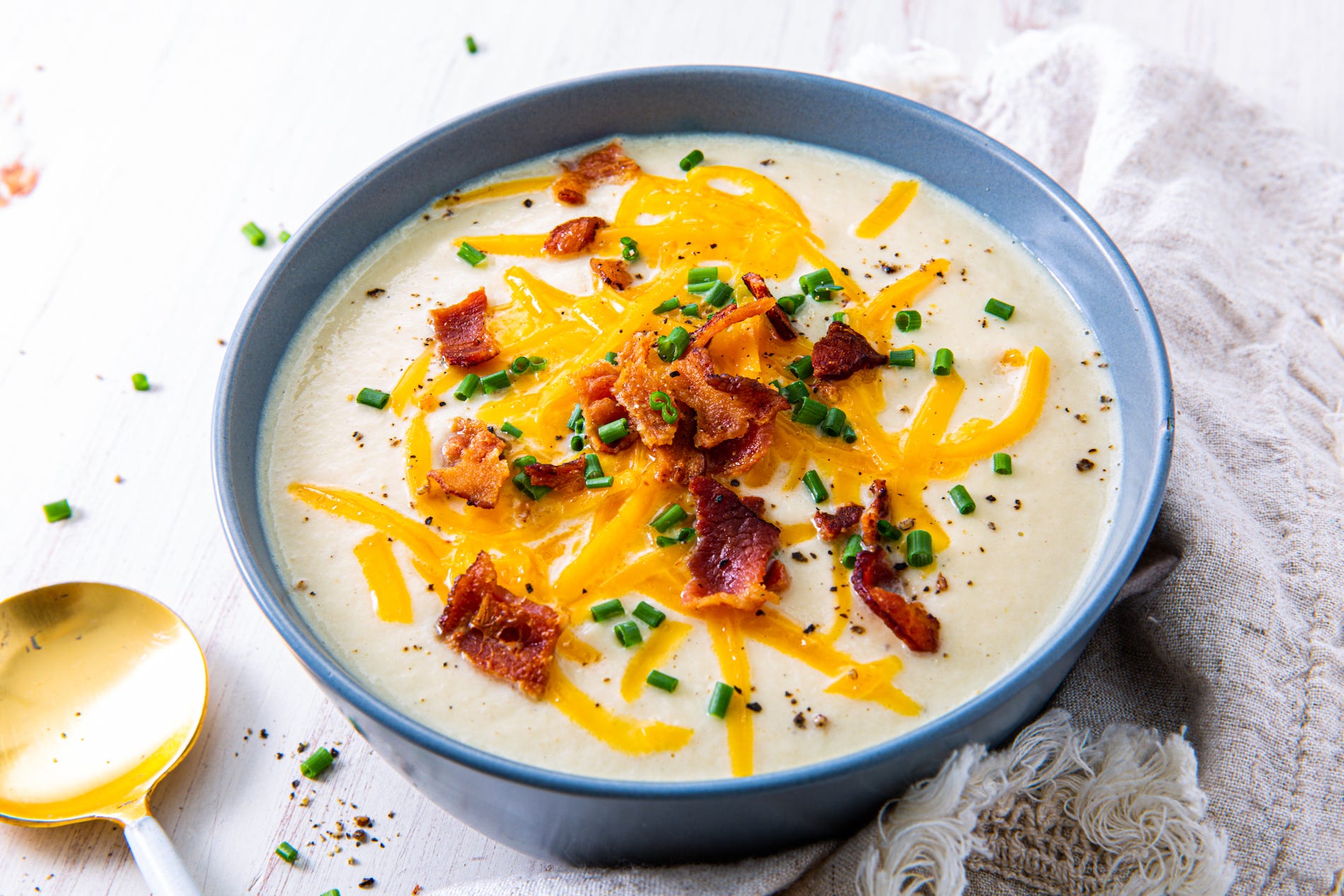 Easy Roasted Cauliflower Soup (Blender Soup)