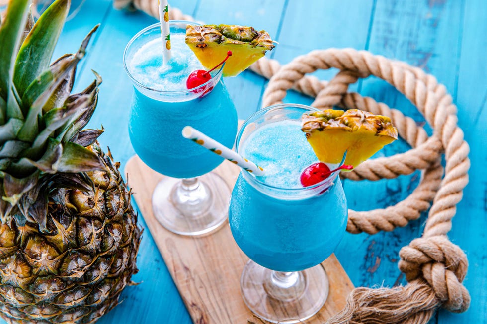 15 Tiki Drinks Recipes - Tropical Tiki Cocktail Ideas