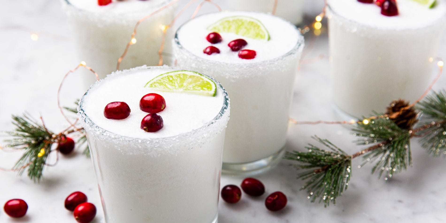 We're Always Dreaming Of These White Christmas Margaritas