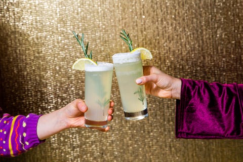 rosemary gin fizz