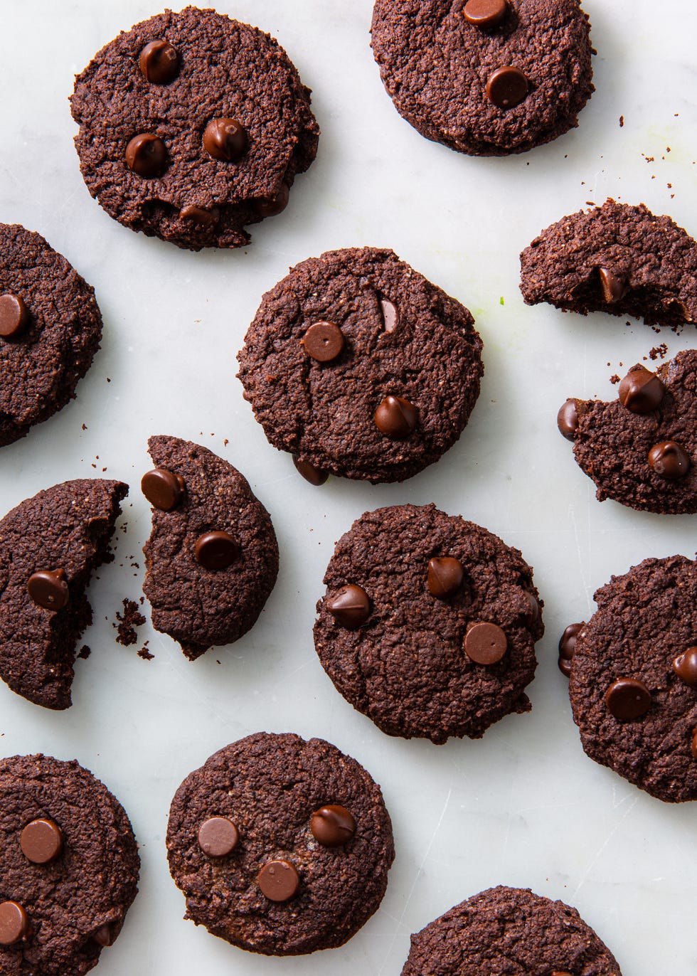chocolate fudge keto cookies  delishcom