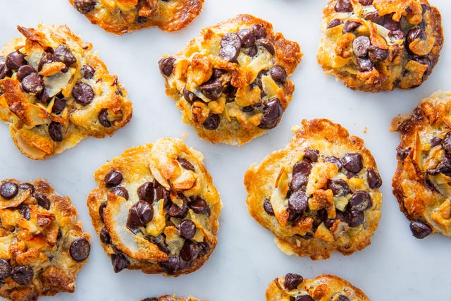 keto chocolate chip cookies