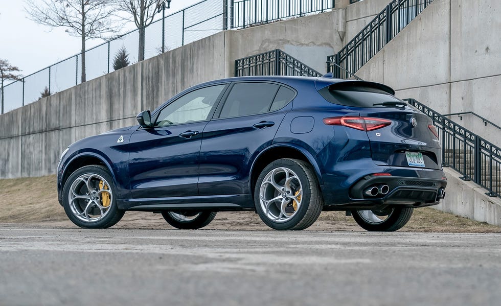 2023 alfa romeo stelvio quadrifoglio rear exterior