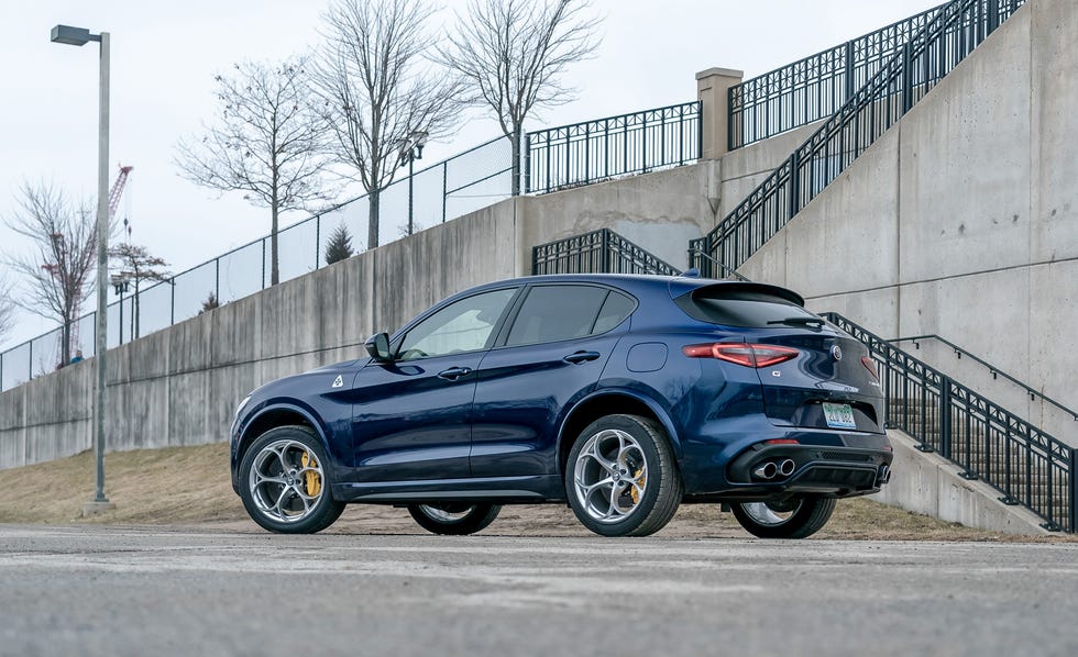 2023 alfa romeo stelvio quadrifoglio rear exterior