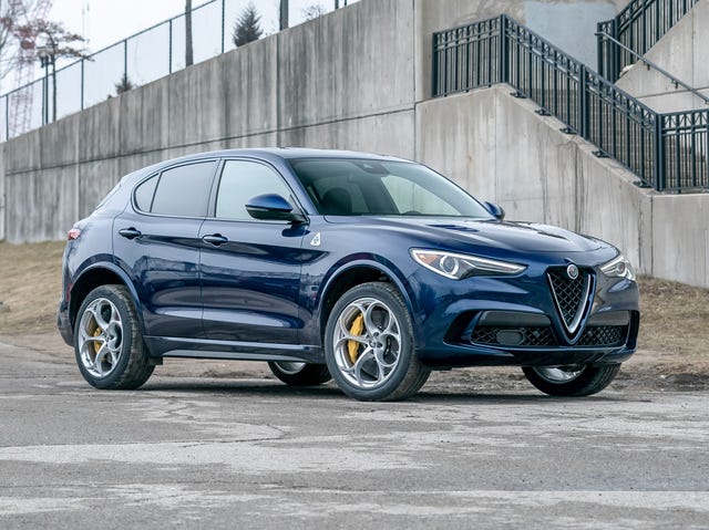 2020 alfa romeo stelvio quadrifoglio front