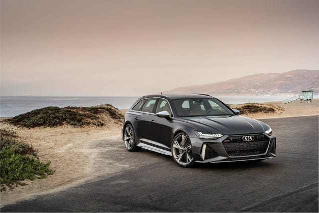 View Photos of the 2020 Audi RS6 Avant