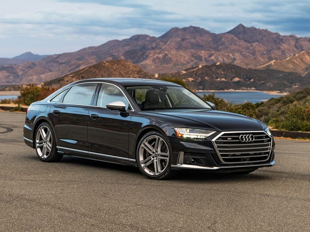 2020 audi s8 front