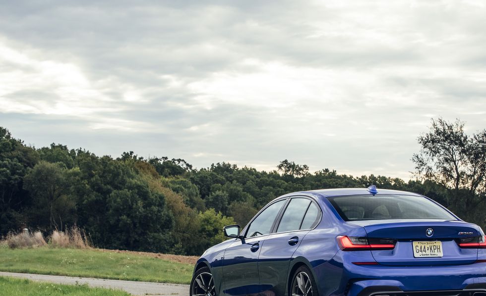 2021 Alfa Romeo Giulia 2.0T review: The enthusiast's choice, to a fault -  CNET
