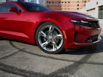 2021 chevrolet camaro wheel