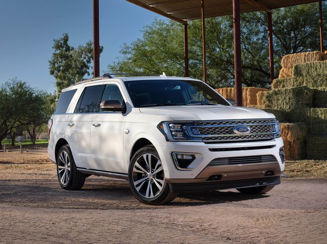 2020 ford expedition front