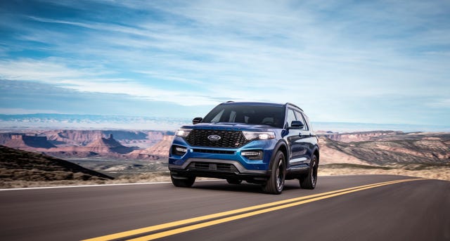 2020 Ford Explorer ST – Driving the 400-HP Three-Row SUV