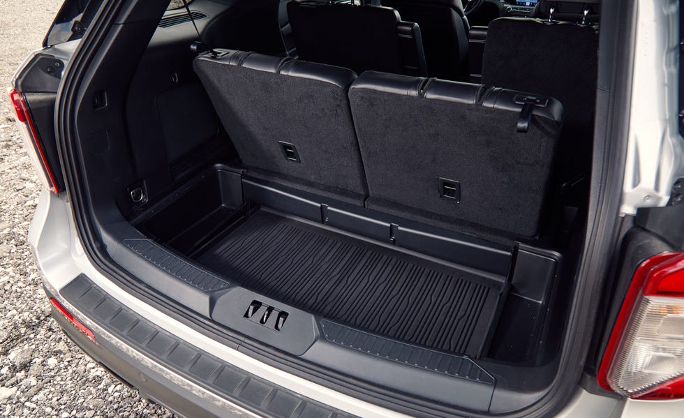 View Photos of the 2020 Ford Explorer ST