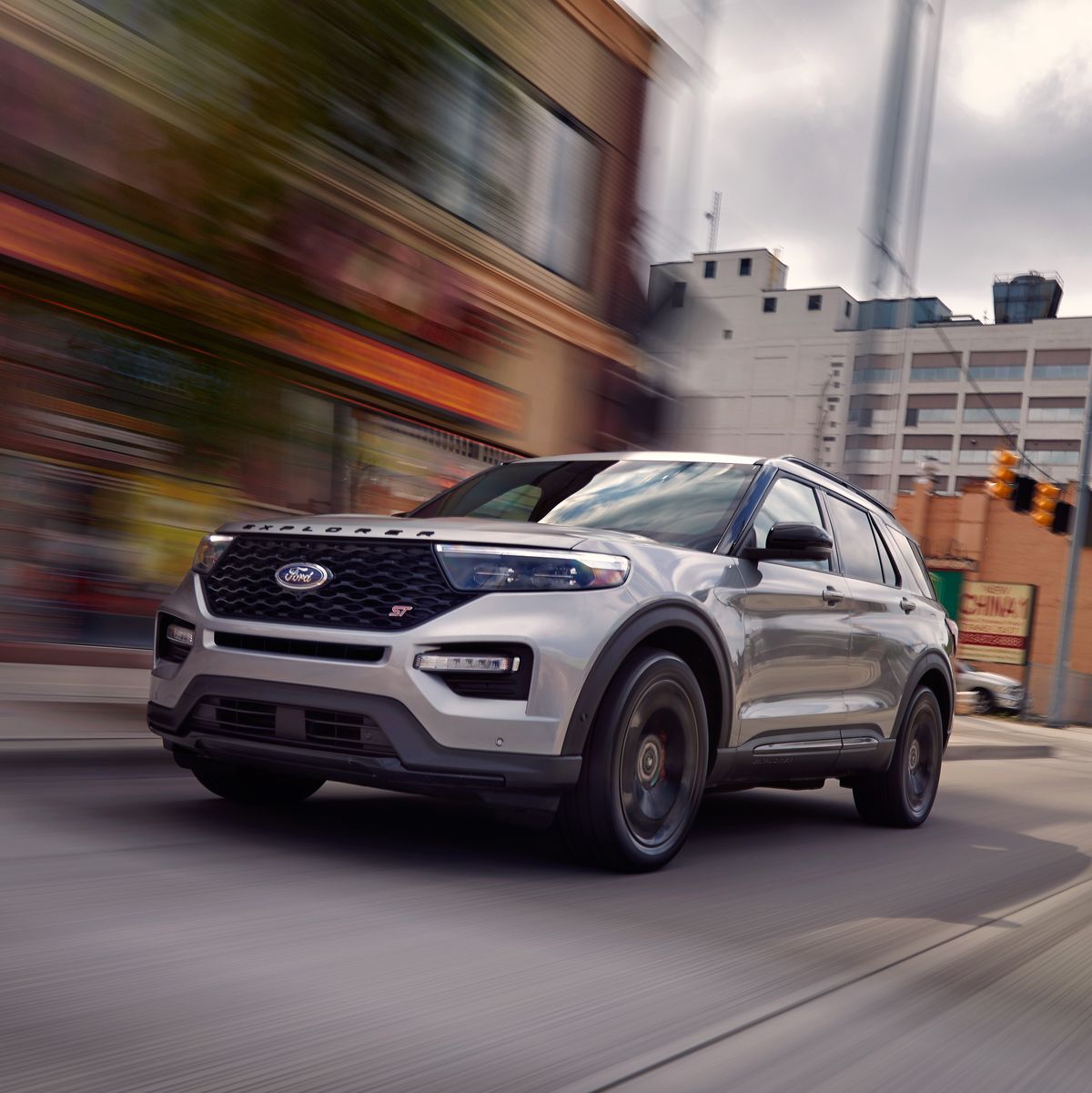 The 400-HP 2020 Ford Explorer ST Is Quick, Compelling, and Unexpected
