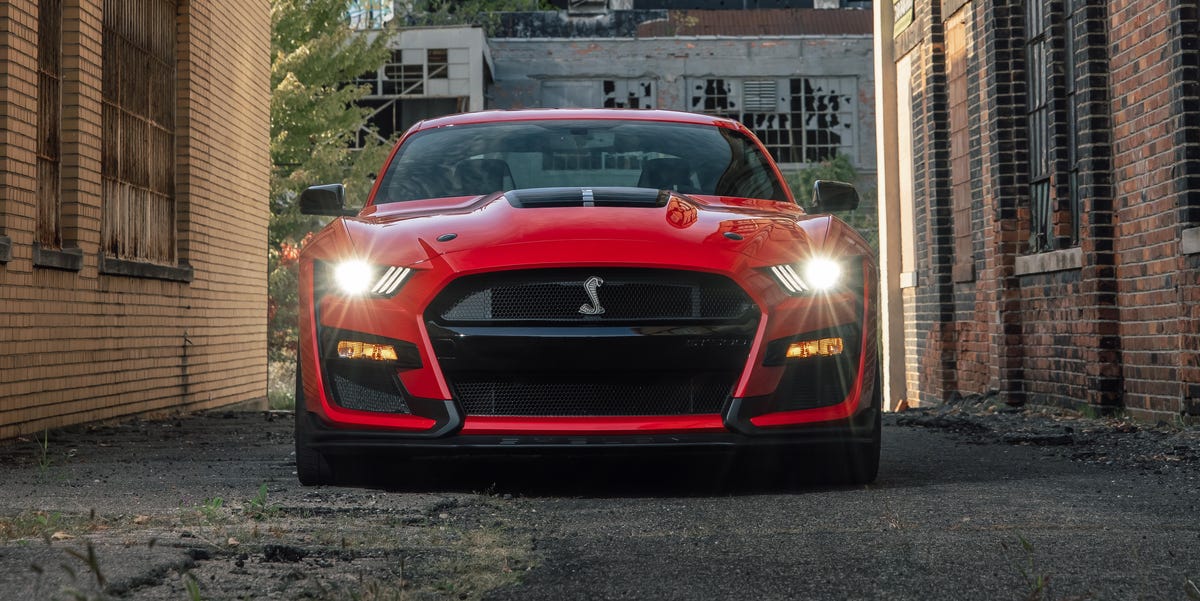 View Photos of the 2020 Ford Mustang Shelby GT500