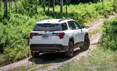 land vehicle, vehicle, car, off roading, regularity rally, natural environment, off road vehicle, sport utility vehicle, trail, automotive design,