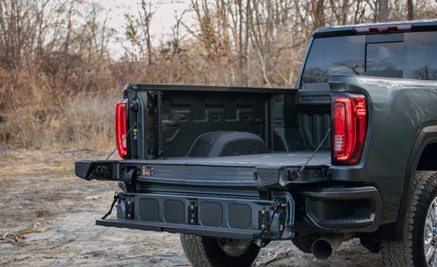 View Photos of the 2020 GMC Sierra HD