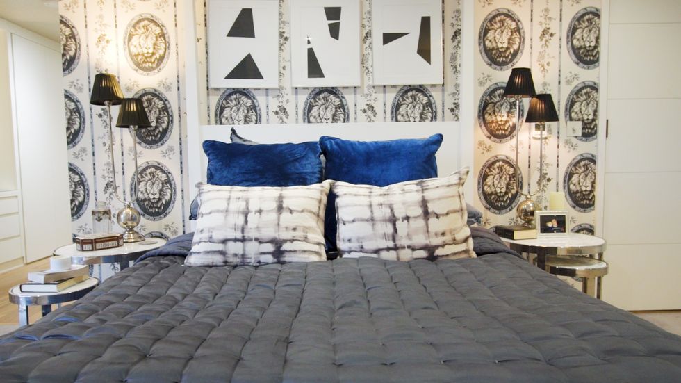 Room, Furniture, Blue, Interior design, Wall, Bed sheet, Bedroom, Bedding, Textile, Bed, 