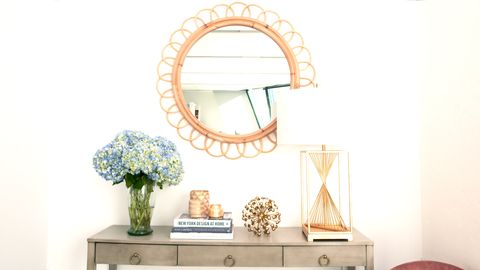 The Best Way To Hang A Mirror On Drywall, Hanging Light Mirror On Drywall