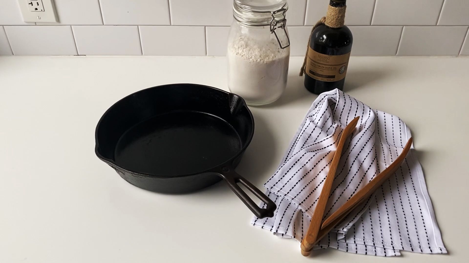 How to season and clean a cast iron skillet properly - TODAY