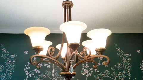 Light Fixture Without Hiring An Electrician, How To Wire A Light Fixture Uk
