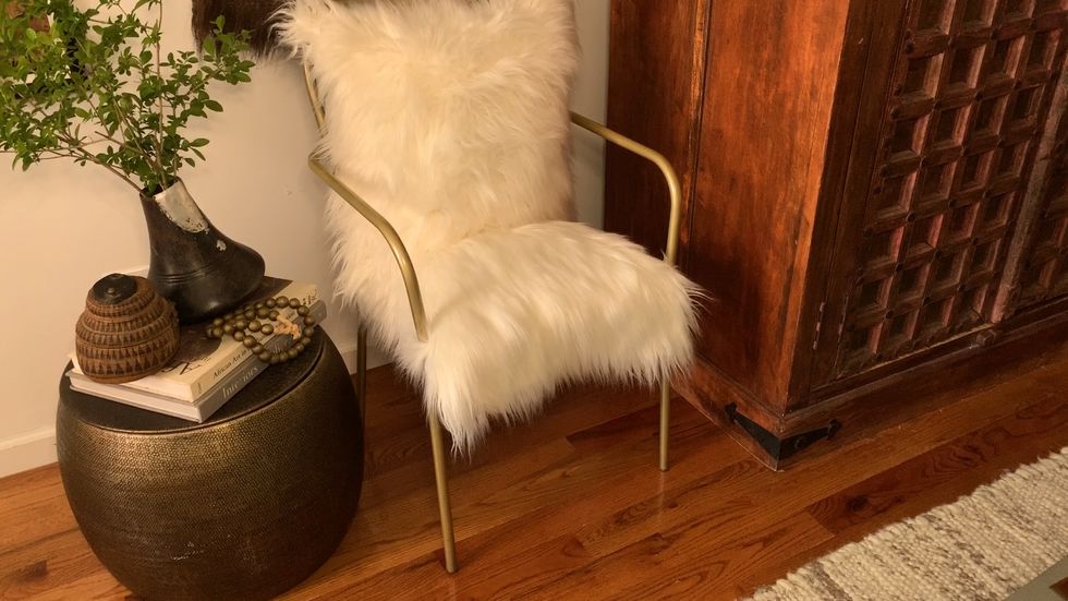 fluffy chair