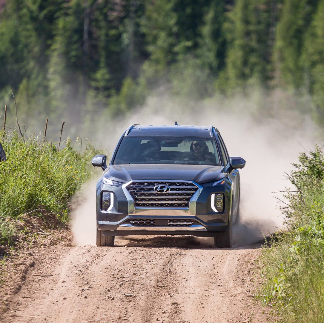 2020-hyundai-palisade-111-1561381312.jpg?crop=0.603xw:0.984xh;0.189xw,0\u0026resize=1200:*
