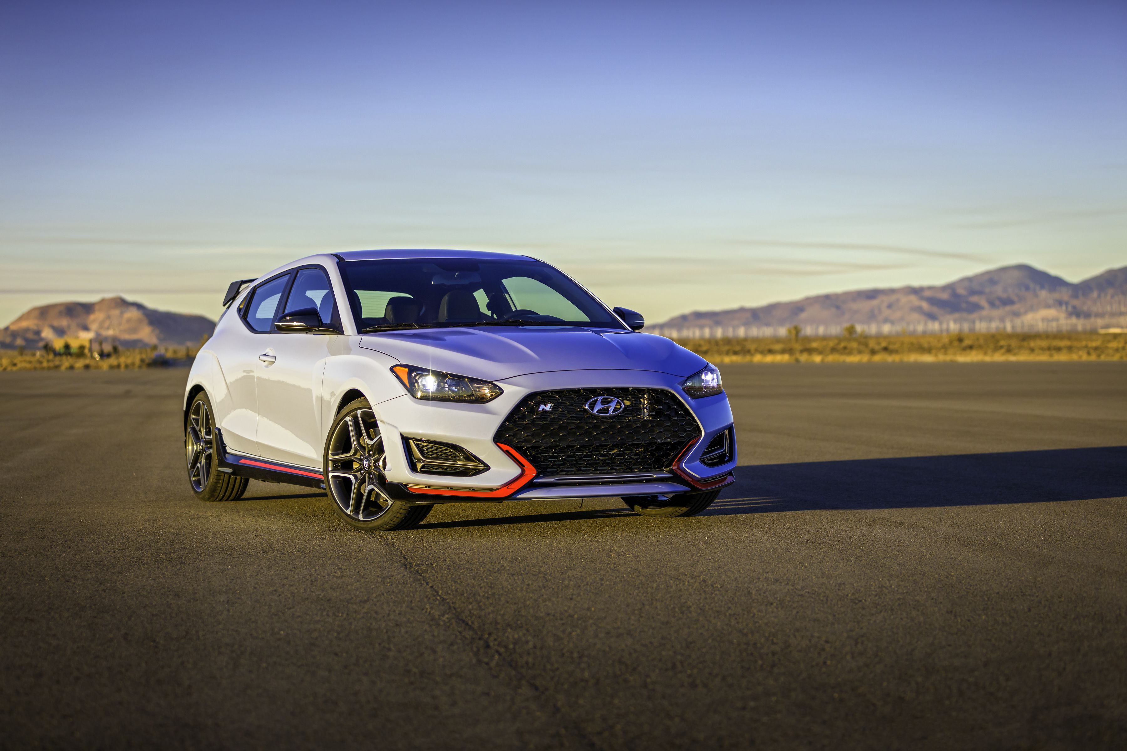 2020 hyundai veloster n front