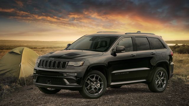 2020 jeep grand cherokee front