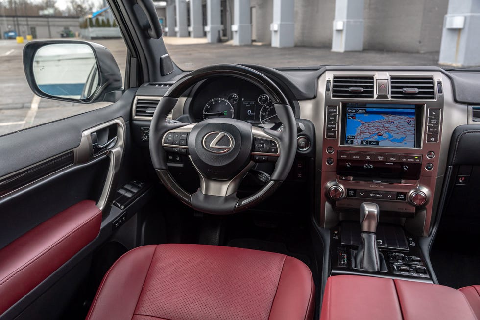 View Photos of the 2020 Lexus GX460