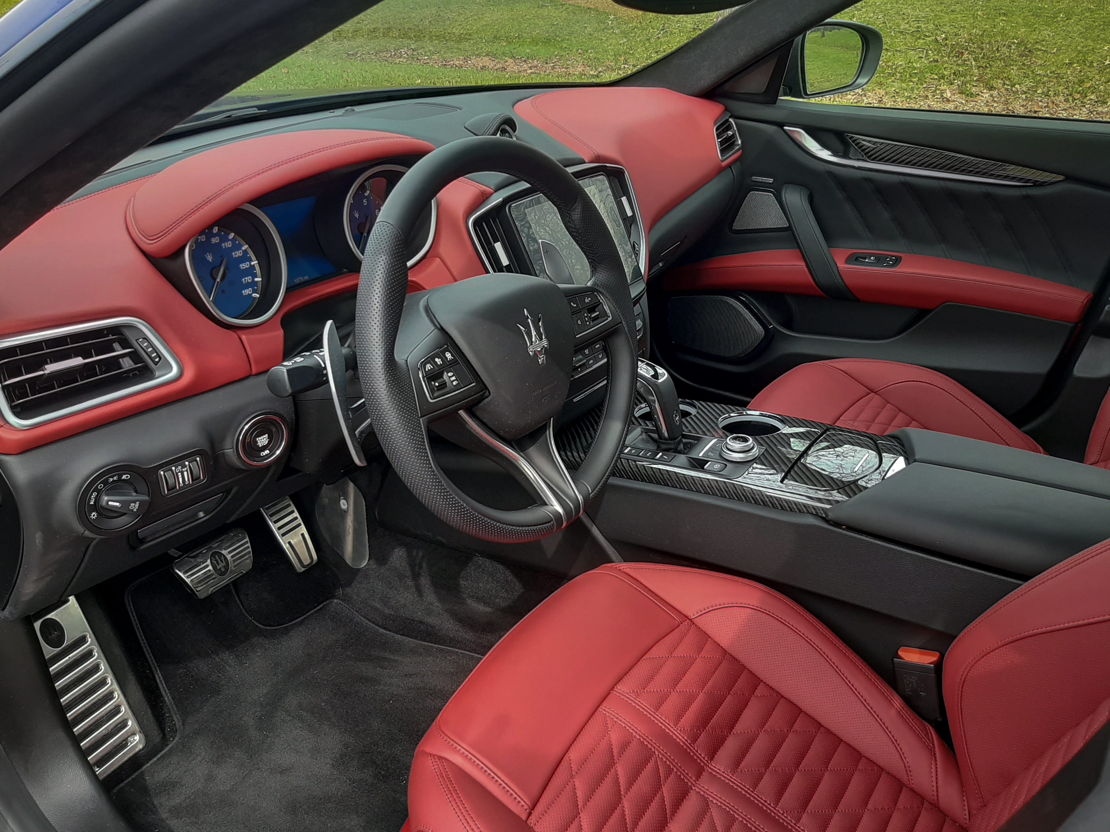 maserati ghibli red interior