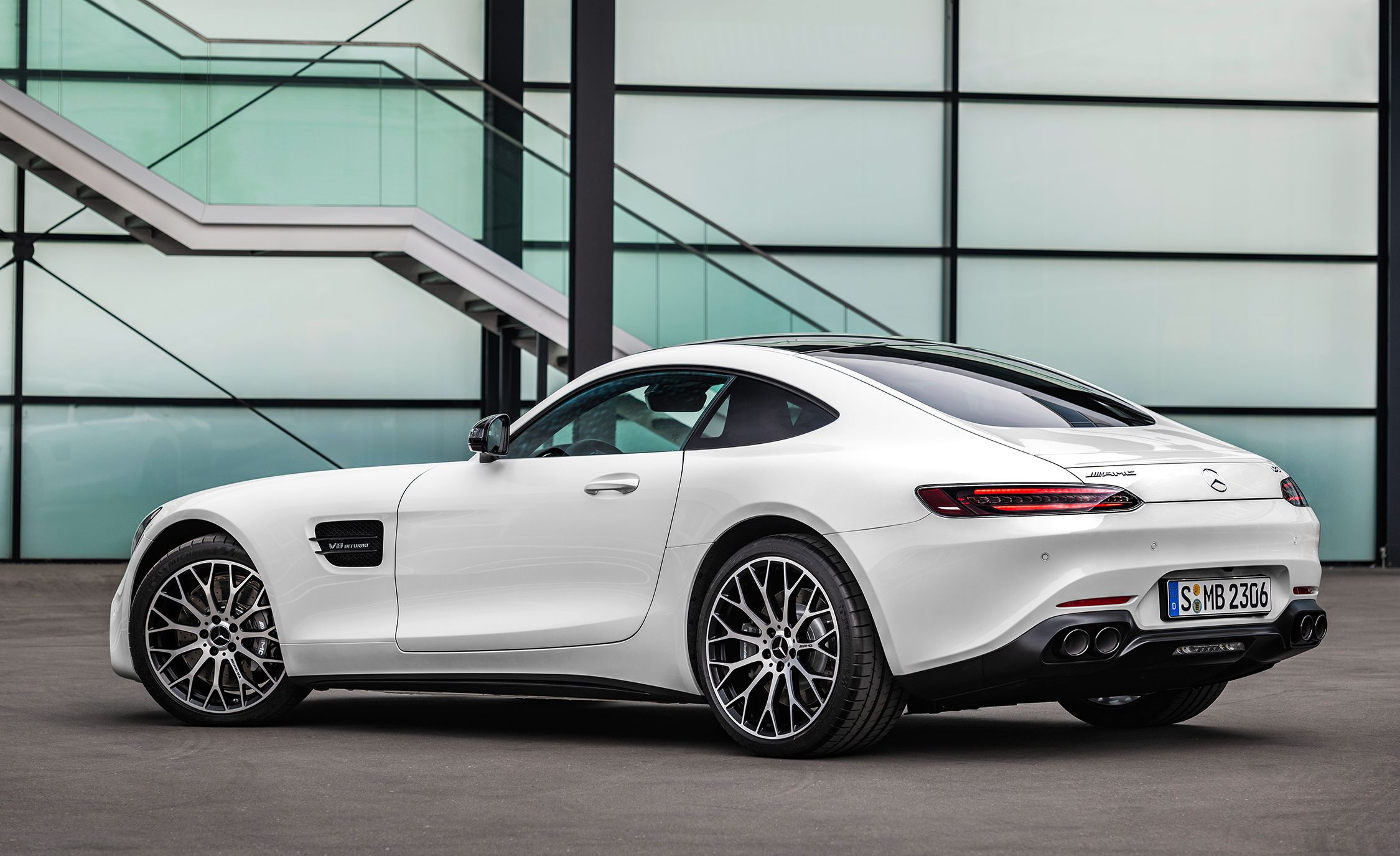 2020 Mercedes-AMG GT C Coupe Test: a Glorious Celebration of Speed Made Easy