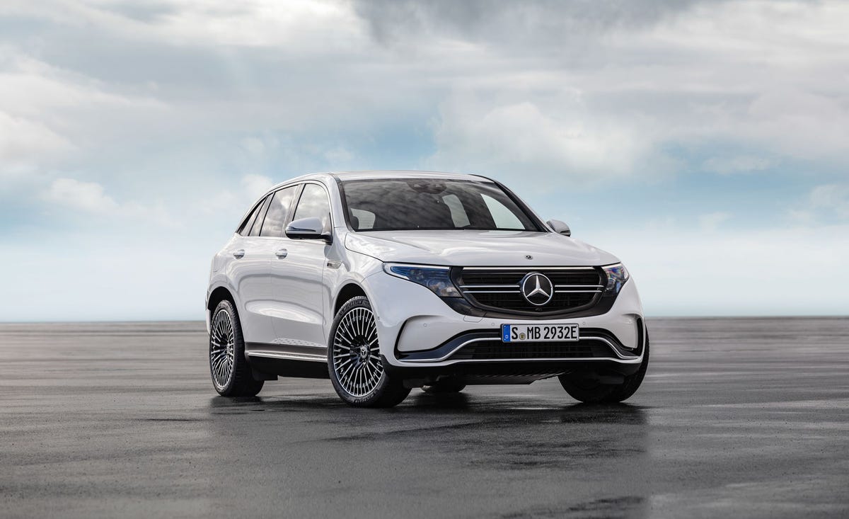 2020 Mercedes-Benz EQC: Benz Gets Serious about EVs – Photos