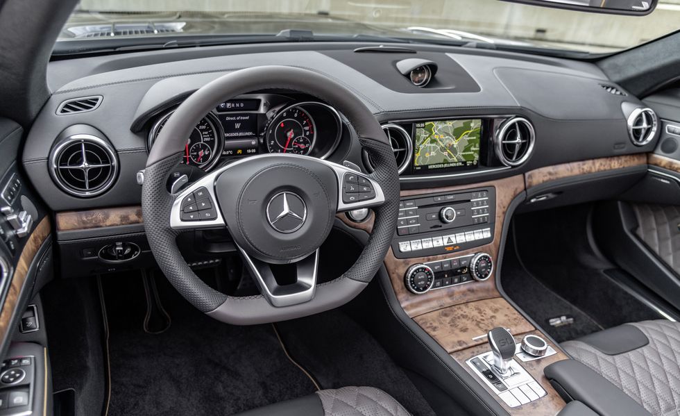 2020 Mercedes-Benz SL-class interior