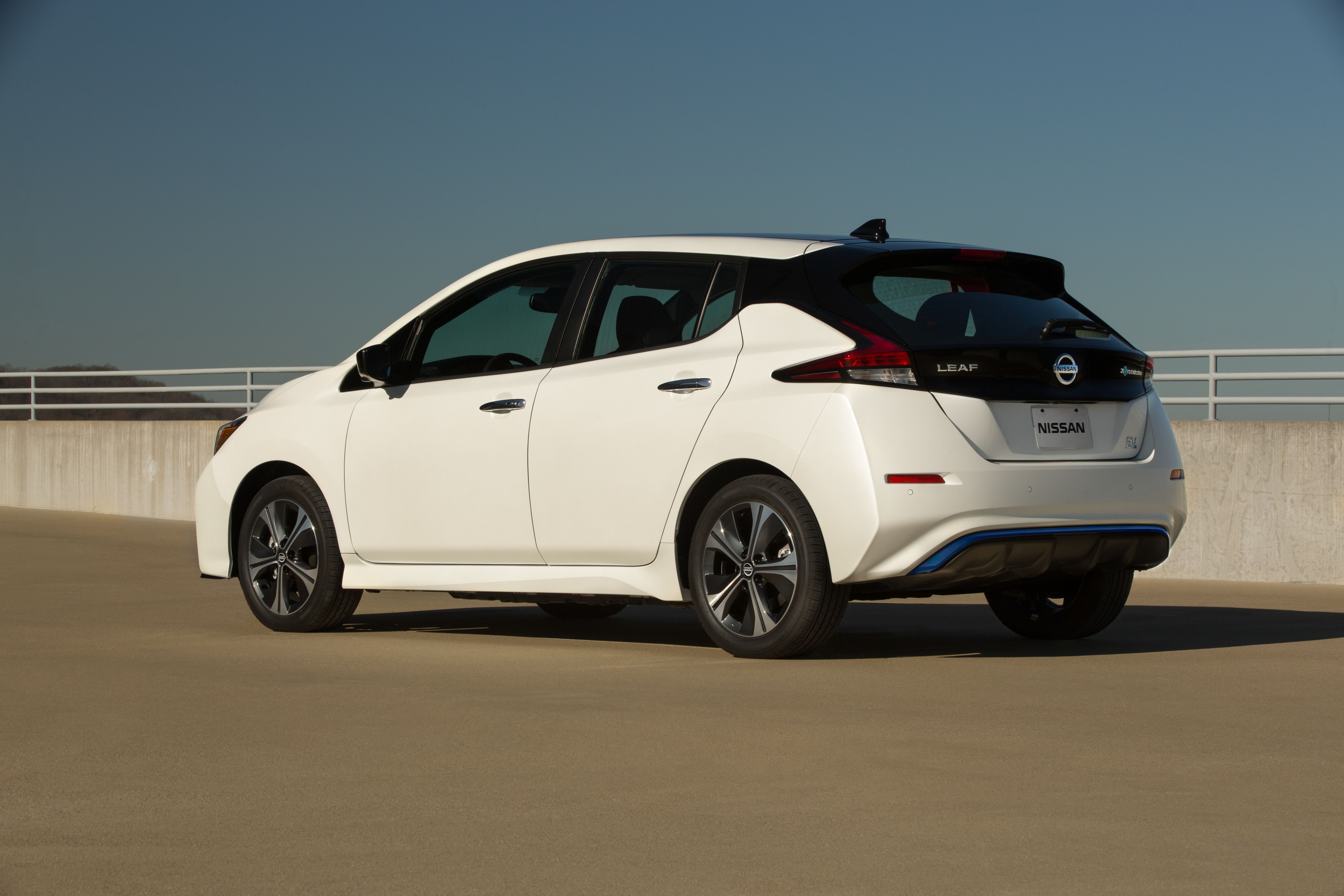 2022 Nissan Leaf Prices Reviews And Pictures Edmunds Ph