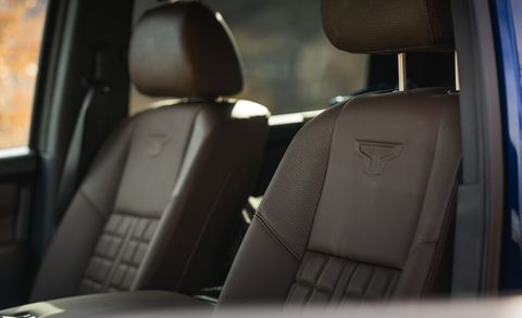 2020 nissan titan platinum reserve interior seats