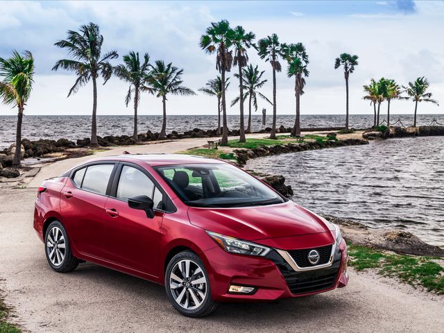 2022 Nissan Versa Review, Pricing, and Specs