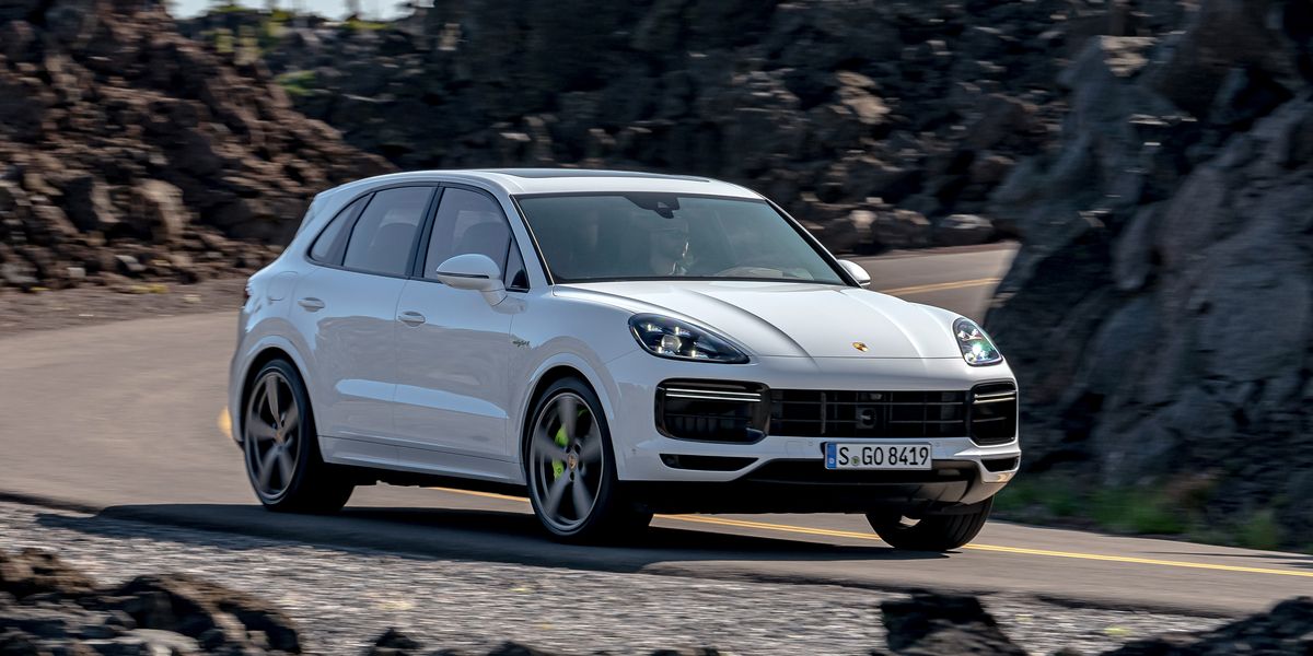 atmosphere Immersion Encourage 2022 Porsche Cayenne Turbo / Turbo S E-Hybrid Review, Pricing, and Specs