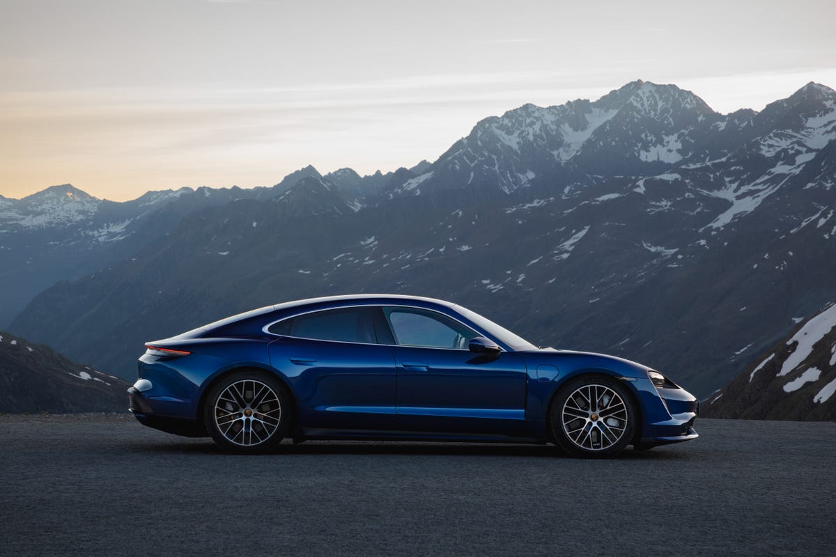 2020-Porsche-Taycan-218.jpg The Porsche Taycan's Design Points to the Past