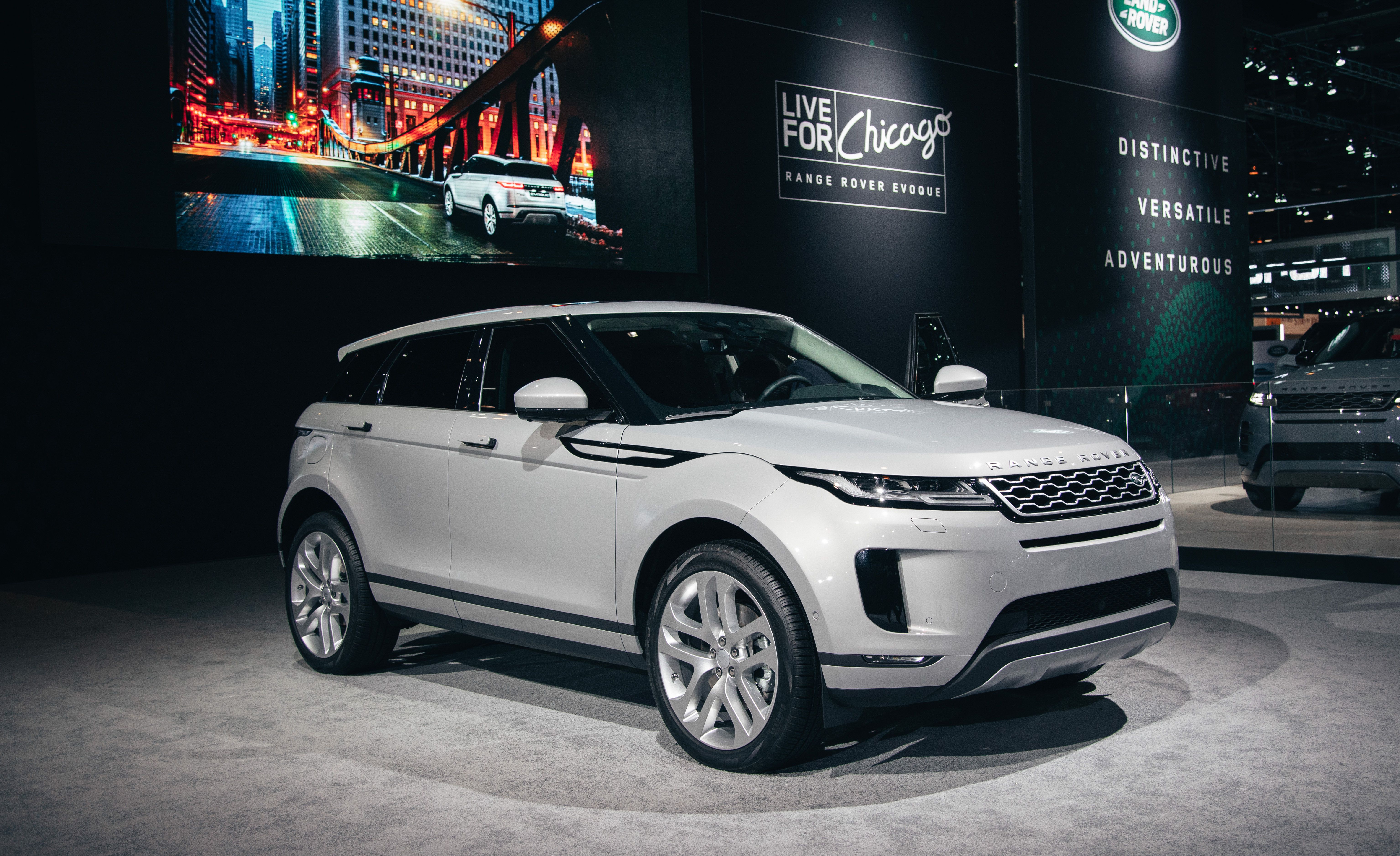 Our Exclusive Insight Into the 2020 Range Rover Evoque's Design