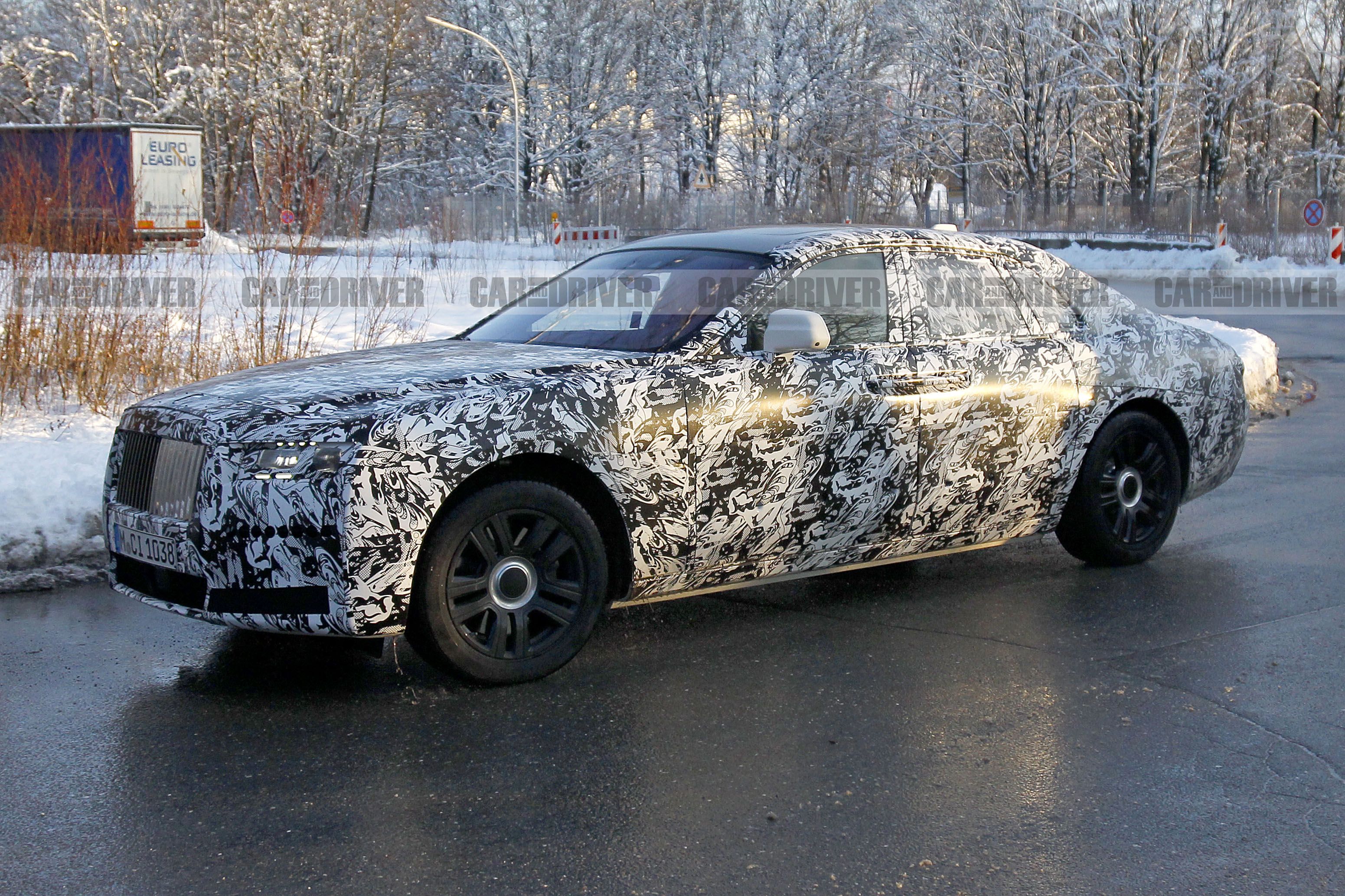 20 Rolls Royce Ghost Spied – New Platform, Evolutionary Styling