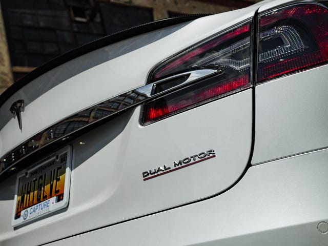 View Photos of the 2020 Tesla Model S