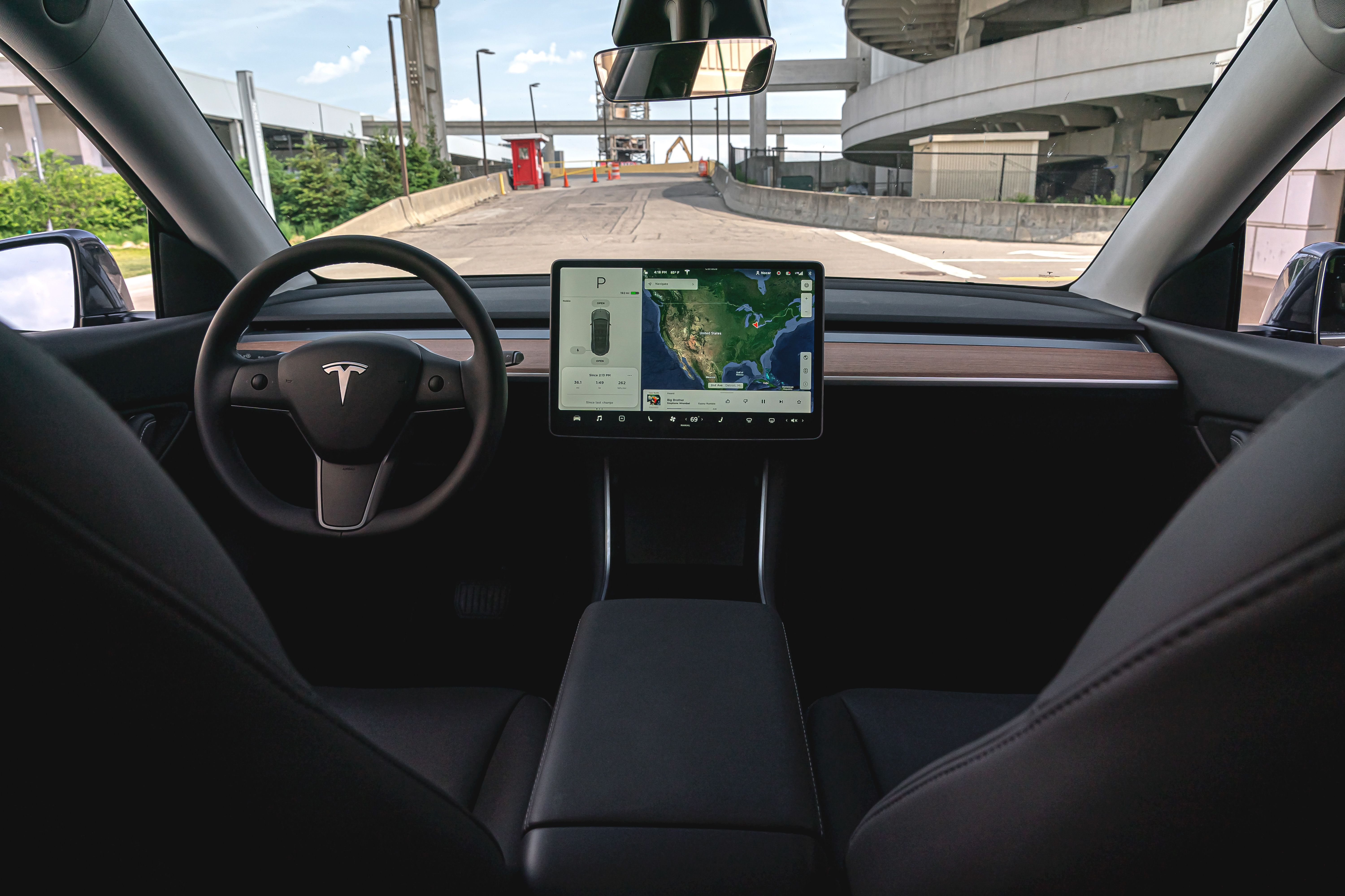 Tesla Model Y Navigation, Is It Too Difficult to Use? 
