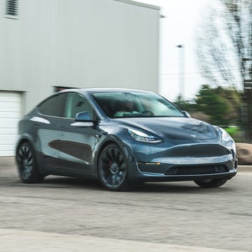 2023 tesla model y performance