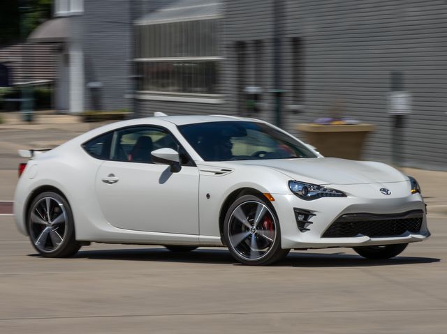 2020 toyota 86 gt front